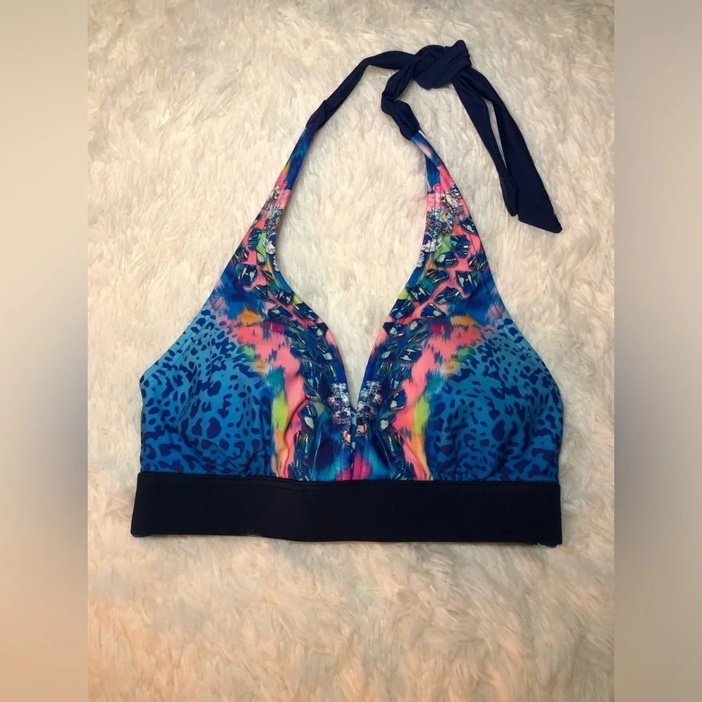 🩷🦋Colorful Halter Bikini Top size Small🦋🩷